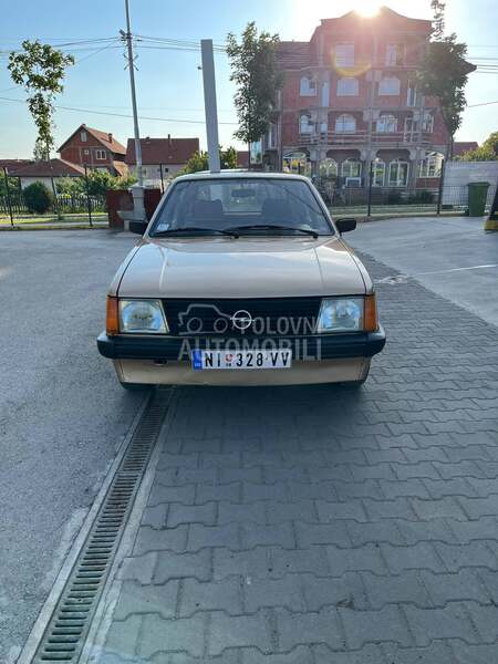 Opel Kadett D