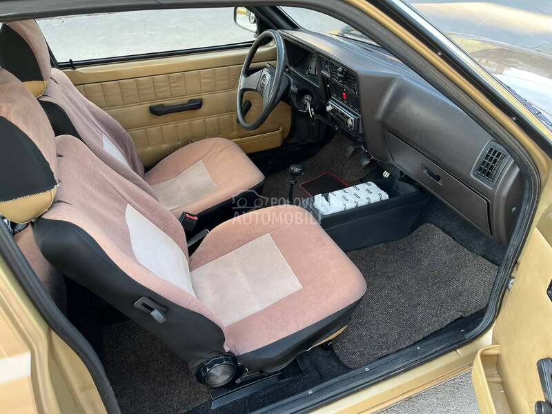 Opel Kadett D