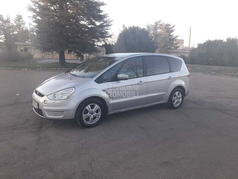 Ford S-Max 
