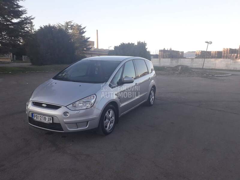 Ford S-Max 