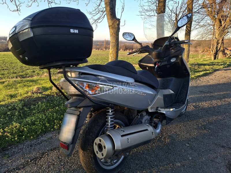 Kymco Xciting 250 R.E.G