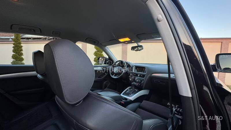 Audi Q5 2.0 TDI/ S-LINE/ NOV