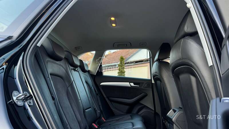 Audi Q5 2.0 TDI/ S-LINE/ NOV