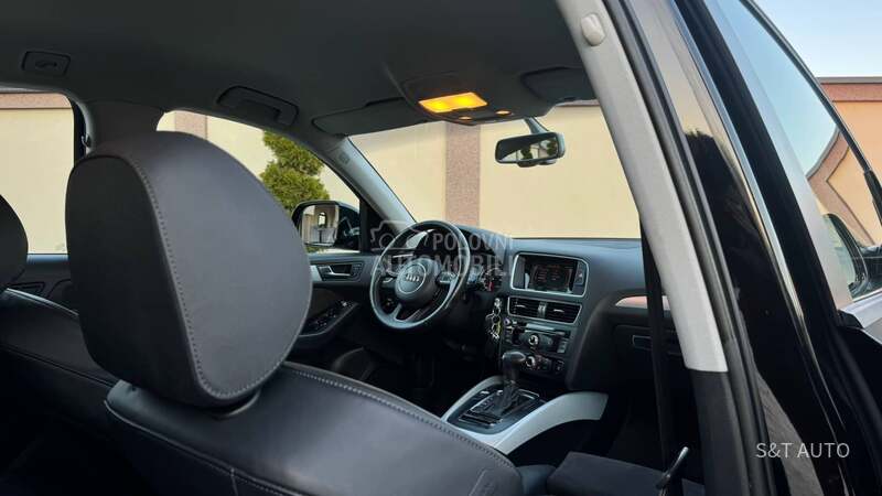 Audi Q5 2.0 TDI/ S-LINE/ NOV