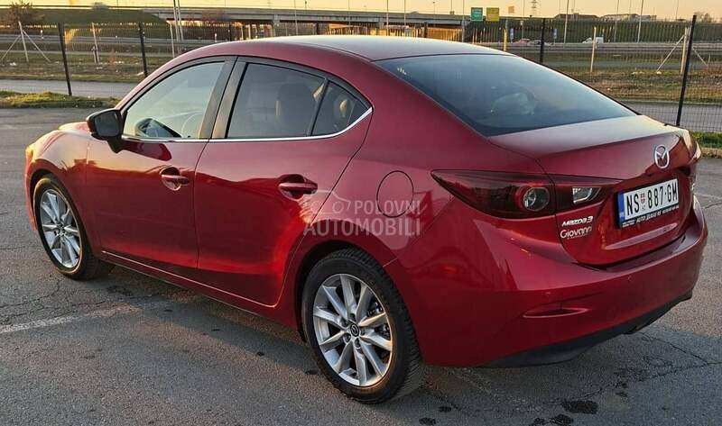 Mazda 3 skyactiv
