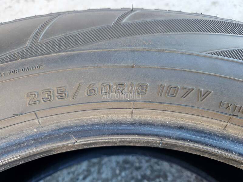 Falken 235/60 R18 Zimska