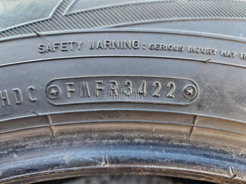 Falken 235/60 R18 Zimska