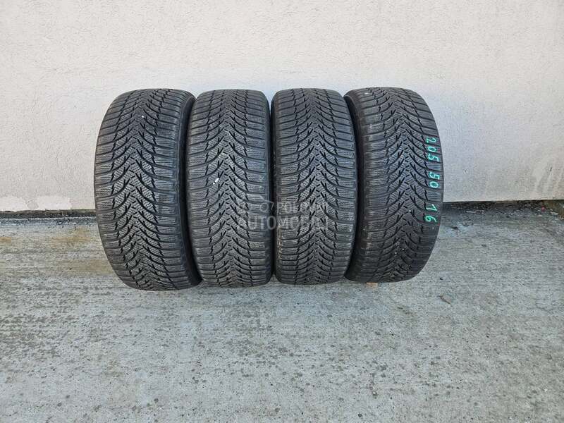 Kumho 205/50 R17 Zimska