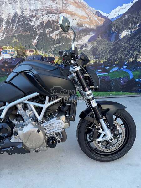 Aprilia Mana 850 custom