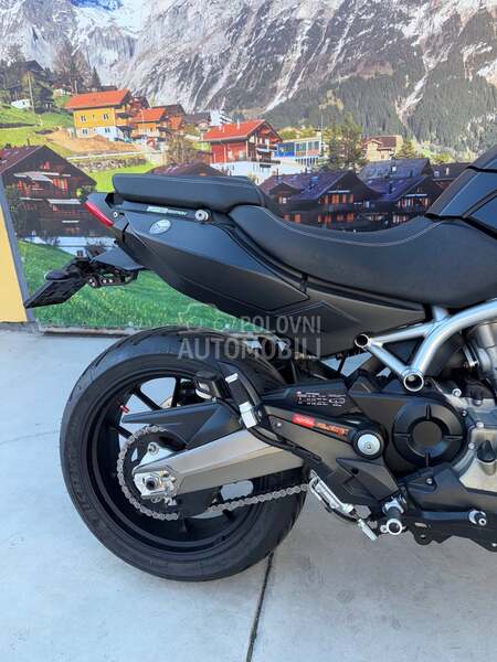 Aprilia Mana 850 custom