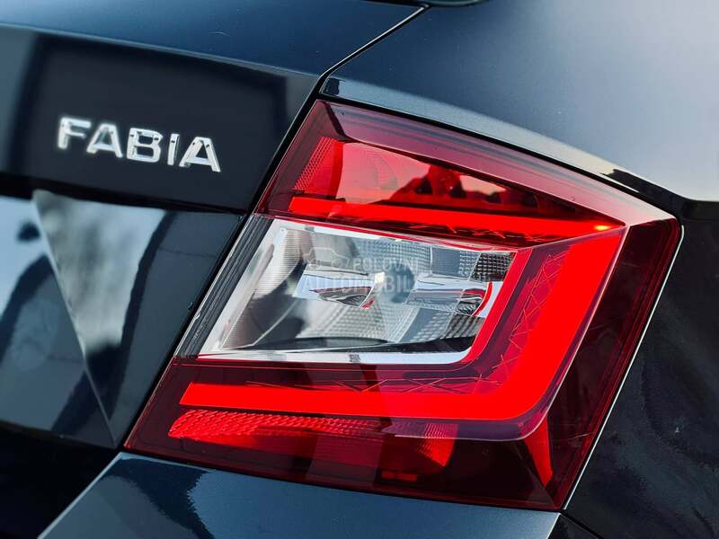 Škoda Fabia MONTECARLO/BLACK/KAM
