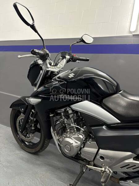 Suzuki inazuma 250 gw 250 CH