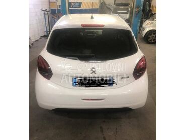 208 restayling  polovni delovi za Peugeot 208 od 2013. do 2020. god.