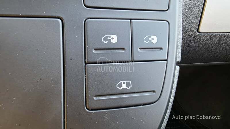 Volkswagen Multivan 2.0 TDI HIGH-LINE