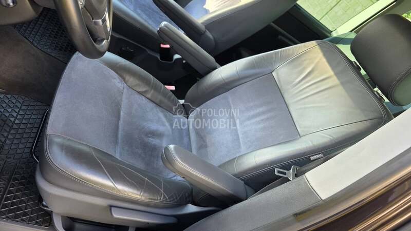 Volkswagen Multivan 2.0 TDI HIGH-LINE