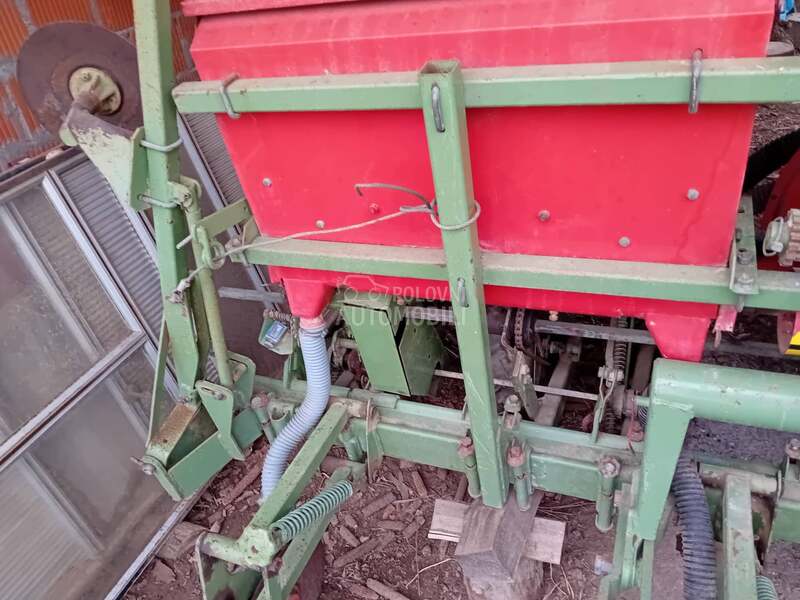 Nodet Pneumassem 553177