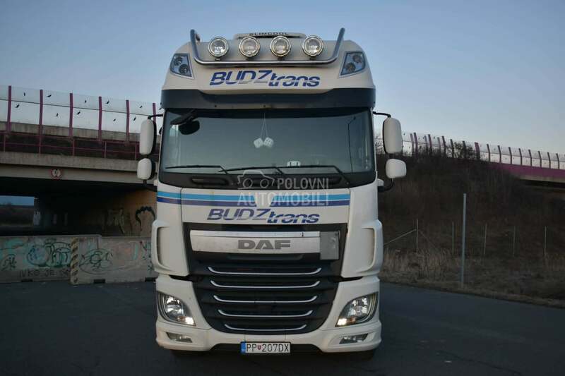DAF XF 106