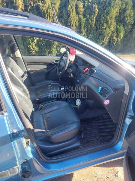 Ford Focus 1.6 ambience