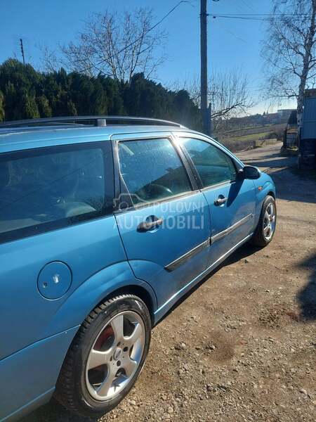 Ford Focus 1.6 ambience