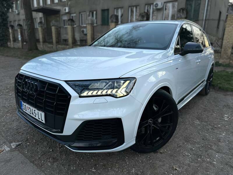Audi Q7 Virt Matrix 50 TDI