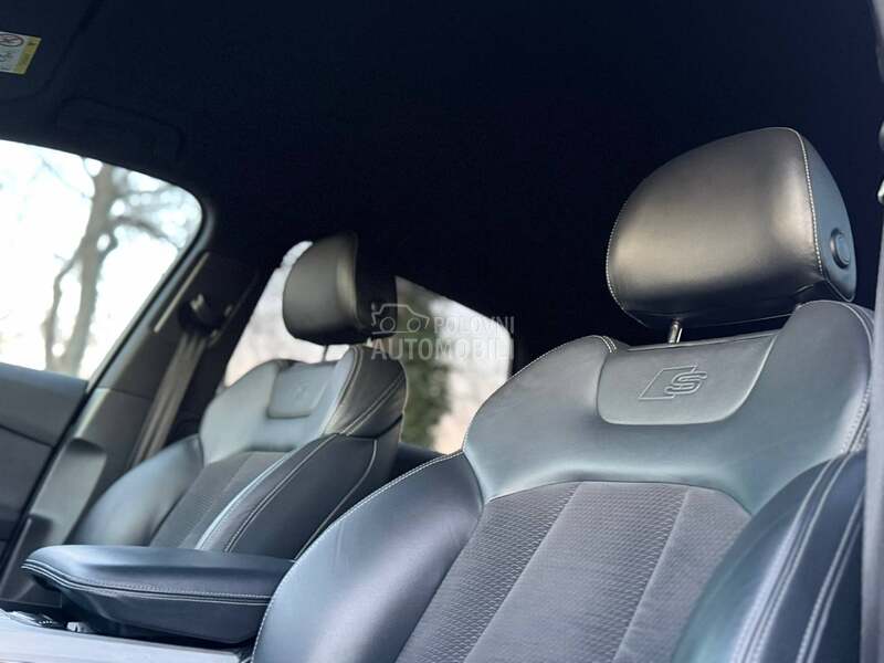 Audi Q7 Virt Matrix 50 TDI