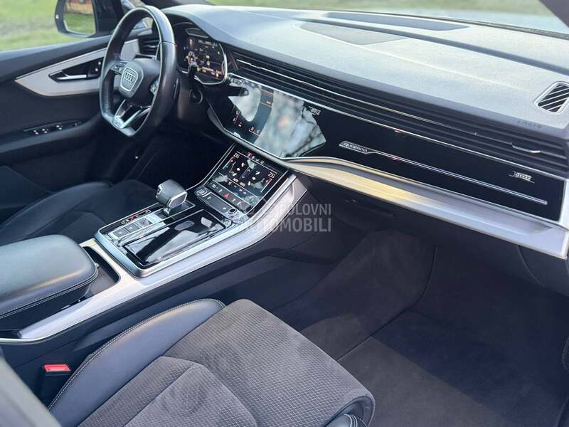 Audi Q7 Virt Matrix 50 TDI