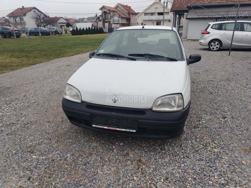 Renault Clio 1.1