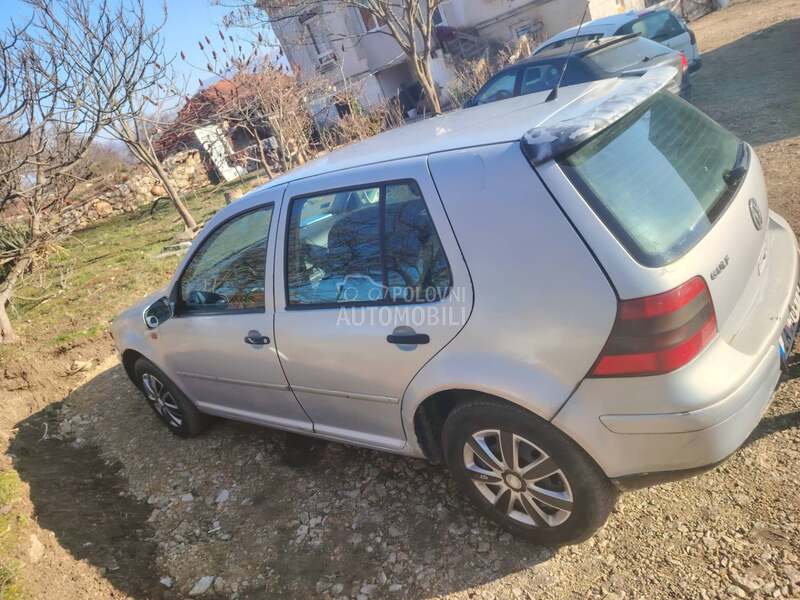 Volkswagen Golf 4 1.4