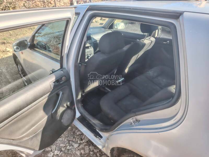 Volkswagen Golf 4 1.4