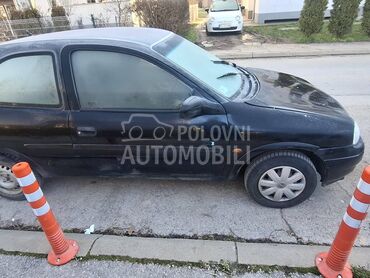 Opel Corsa B 1.0