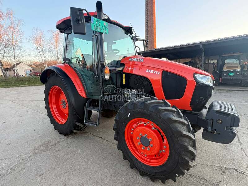 Kubota M5111