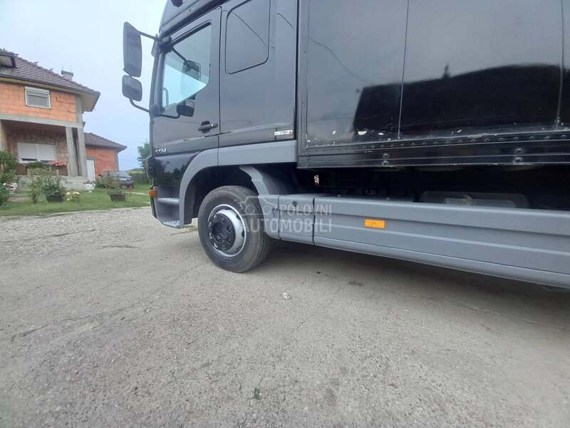 Mercedes Benz atego1224