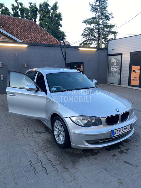 BMW 118 
