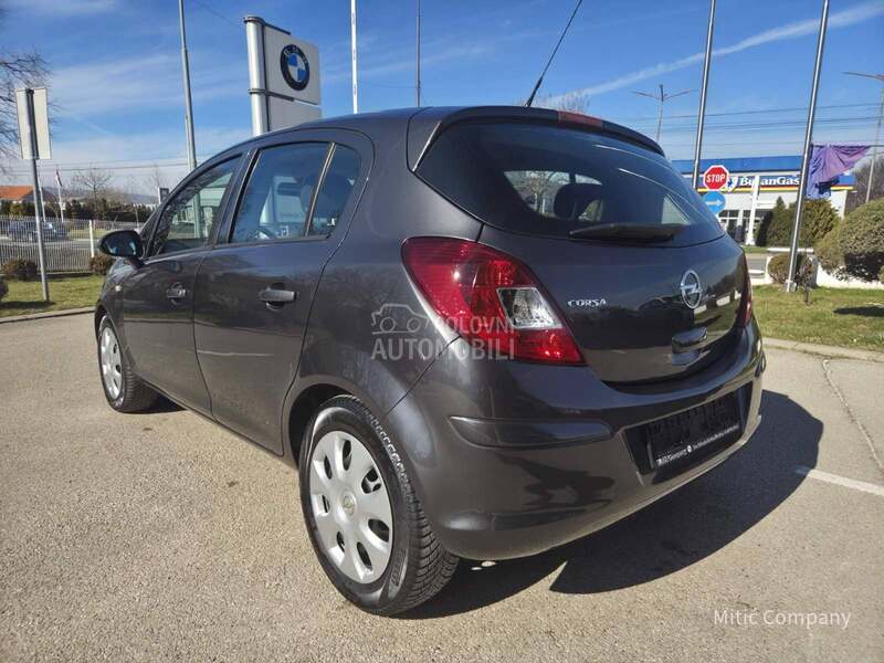 Opel Corsa D 