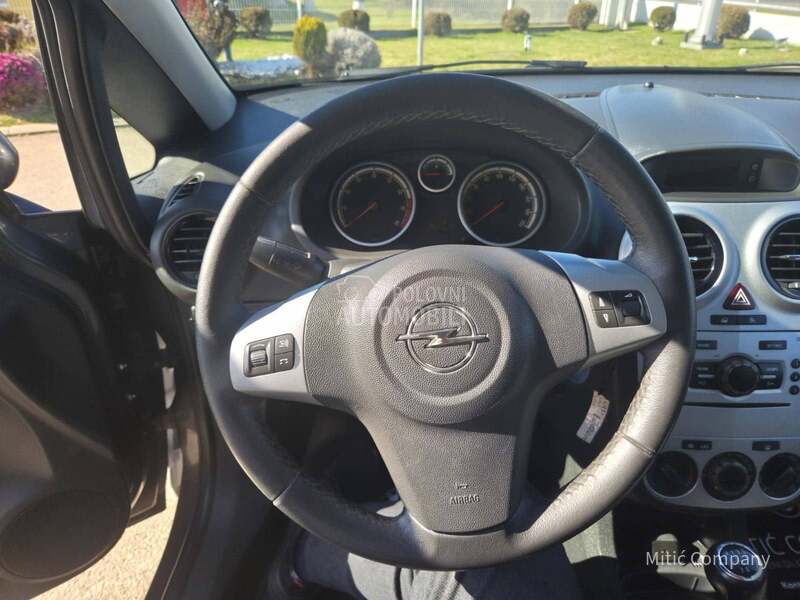 Opel Corsa D 