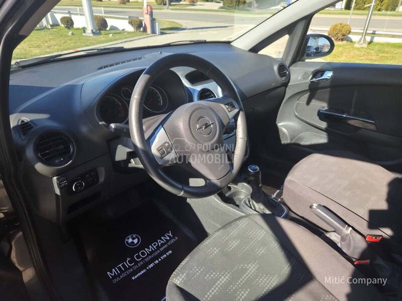 Opel Corsa D 