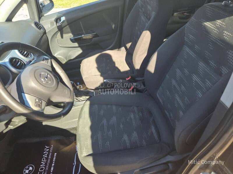 Opel Corsa D 