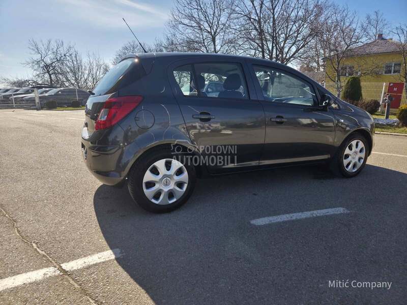 Opel Corsa D 