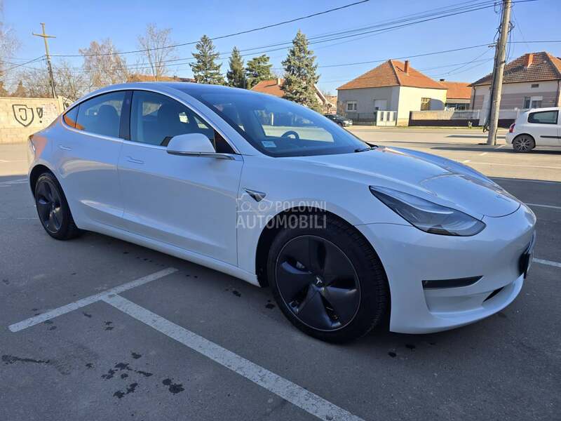 Tesla Model 3 dual motor