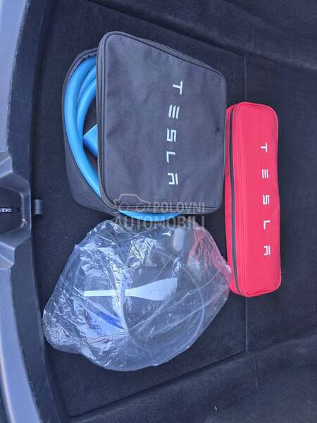 Tesla Model 3 dual motor