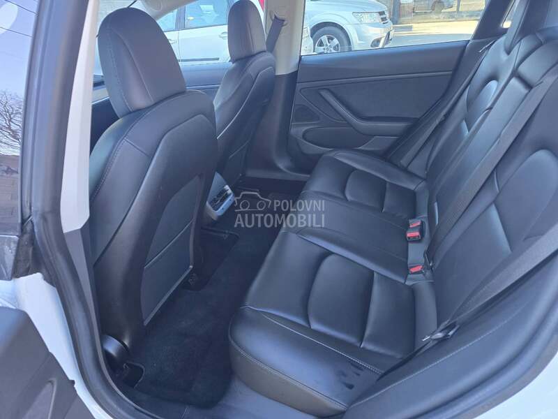 Tesla Model 3 dual motor