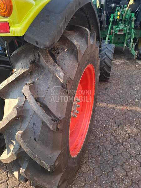 Claas Nectis 227F