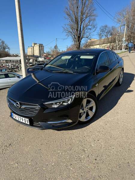 Opel Insignia 2.0CDTi