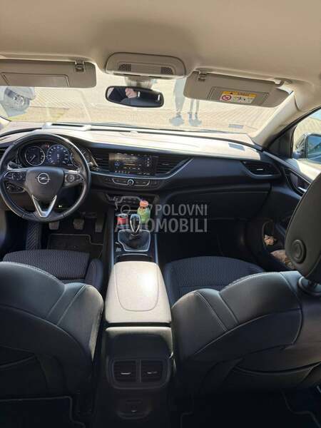 Opel Insignia 2.0CDTi