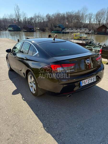 Opel Insignia 2.0CDTi