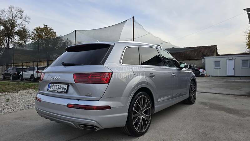 Audi Q7 MATRIX SQ7 OPTIK