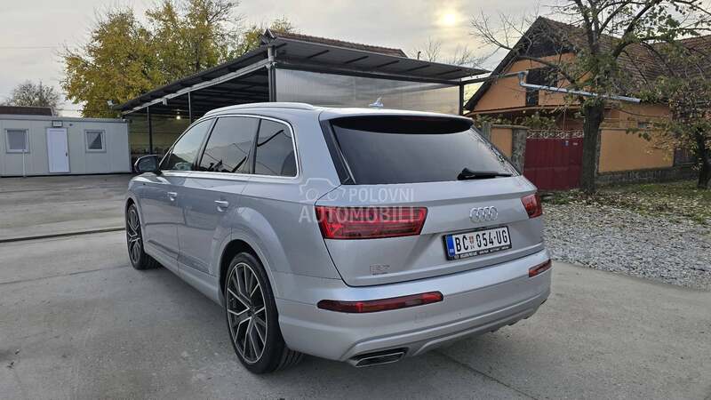 Audi Q7 MATRIX SQ7 OPTIK