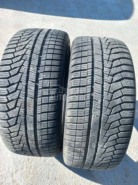 Hankook 225/40 R18 Zimska