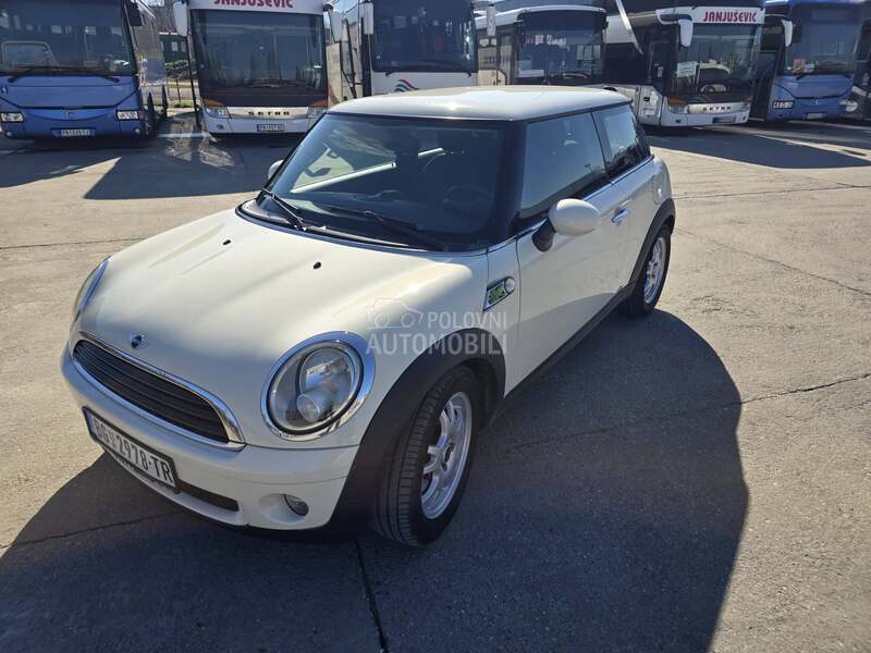 MINI One 