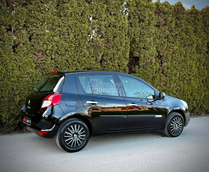 Renault Clio YAHOO CH